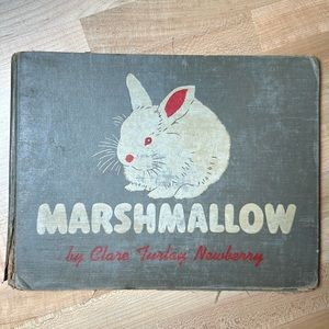 1942 Marshmallow by Clare Turlay Newberry